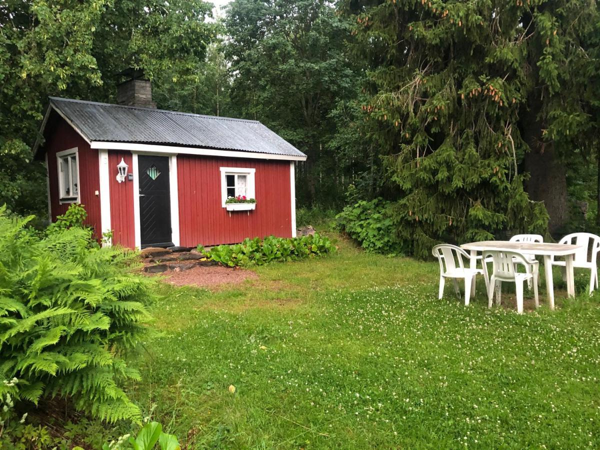 Villa Tuomiranta Sannas Exteriör bild